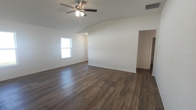 Photo - 10 Prairie Ln