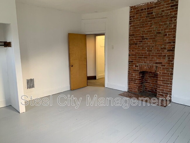 Photo - 810 Wood St Unit 5