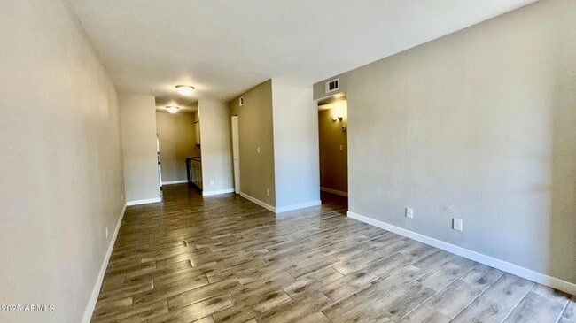 Photo - 2737 N Salem Unidad 101 Rental