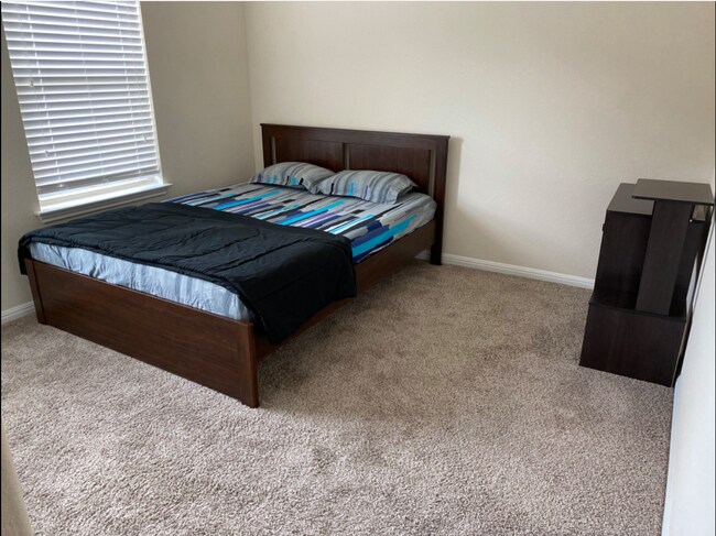 Guest bedroom - 2304 S Lakeline Blvd Unit 461