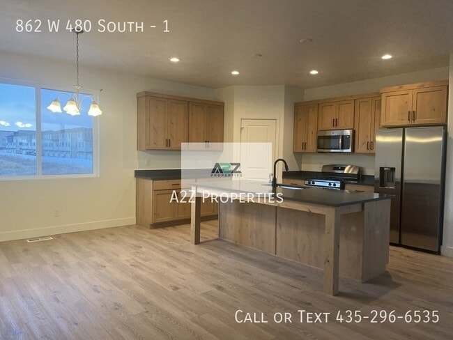 Photo - 862 W 480 S St