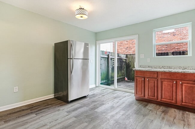 Photo - Modern 2BR Townhouse-Style Apartment | 1,010 Sq. Ft. | Renovated Interior | Westbank Expressway L... Unit 1113 #6
