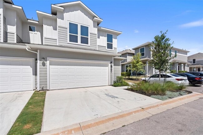 Building Photo - 1518 Roseburg Dr Unit 69