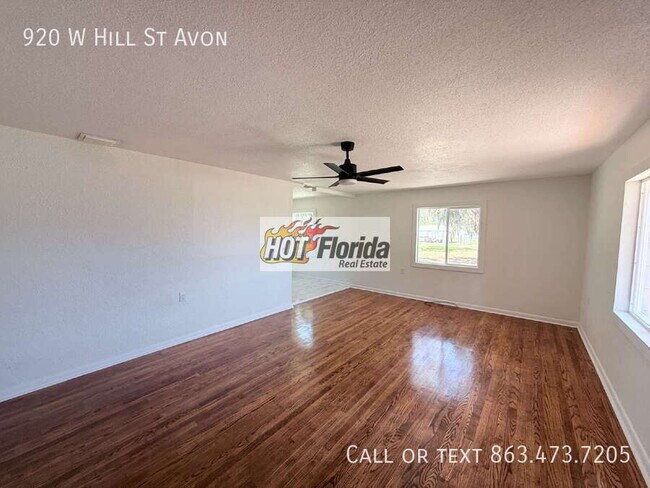 Photo - 920 W Hill St