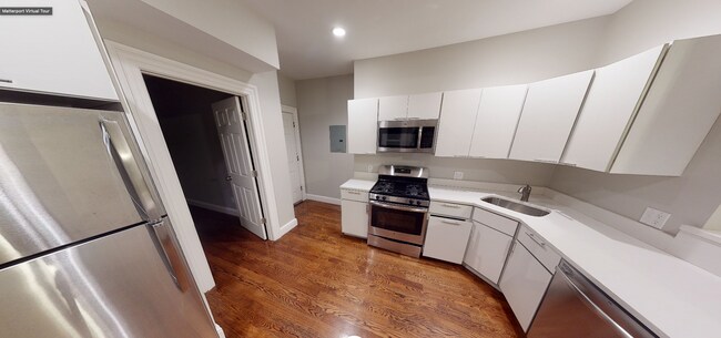 Photo - 137 Hampshire St Unit #3