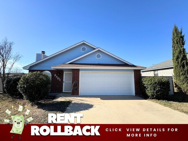 Building Photo - 2301 Dickens Dr