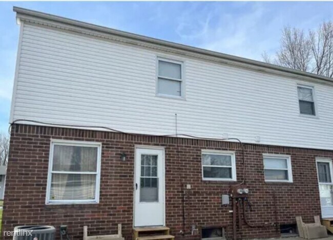 Photo - 3 br, 1.5 bath Condo - 5843 Cresthaven Lane A