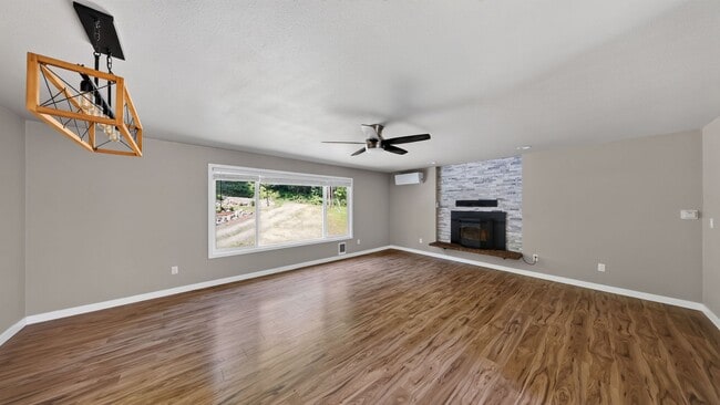 Photo - 2742 Umatilla Dr