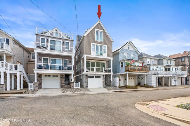 Building Photo - 28 Beach St Rental