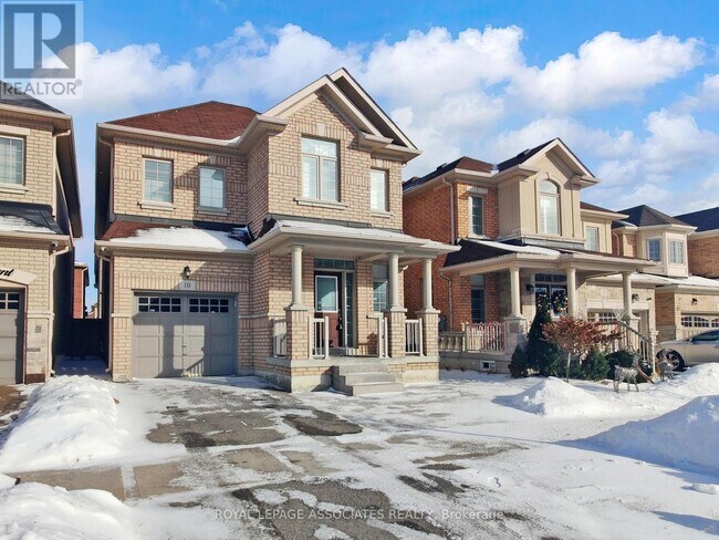 Photo - 10 Lloyd Cres