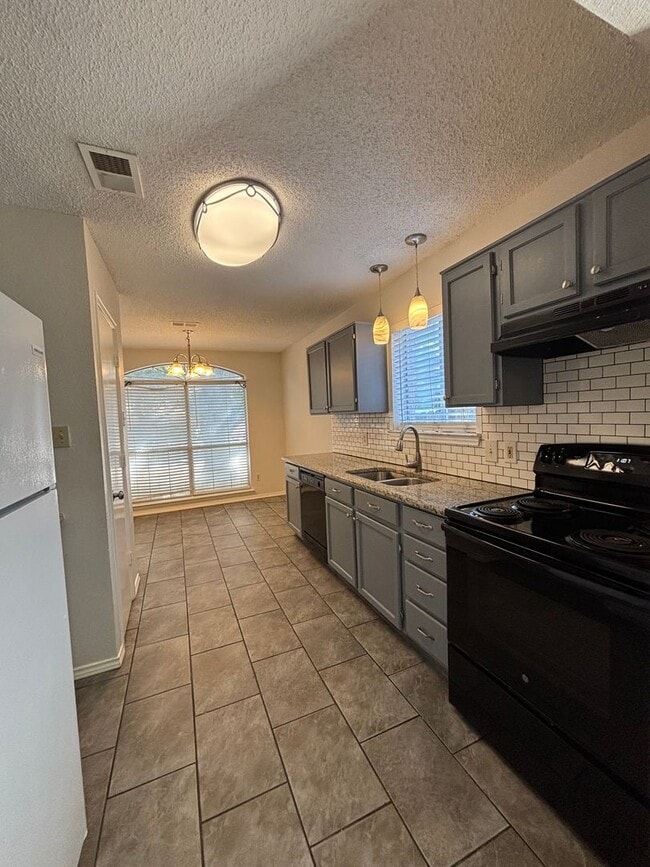 Photo - 7232 Laurelhill Ct S