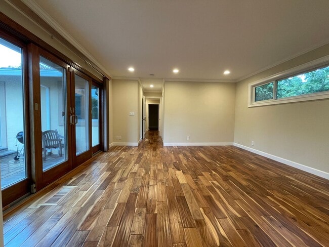 Photo - SUNNYVALE - Sunnyvale Updated 4-Bed, 2-Bat...