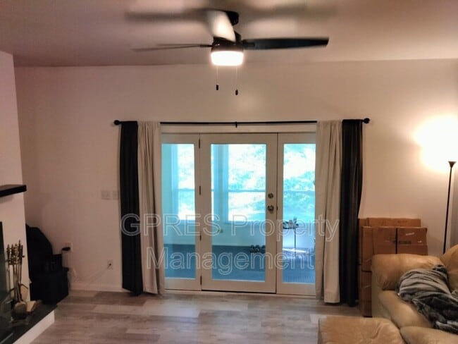 Photo - Updated 2-Bedroom / 2-Bathroom Condo for Rent