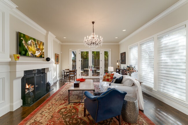 Photo - 2744 SW Sherwood Dr