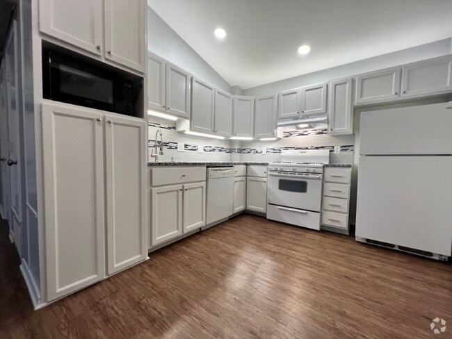 Building Photo - 2714 Bolivar St Rental