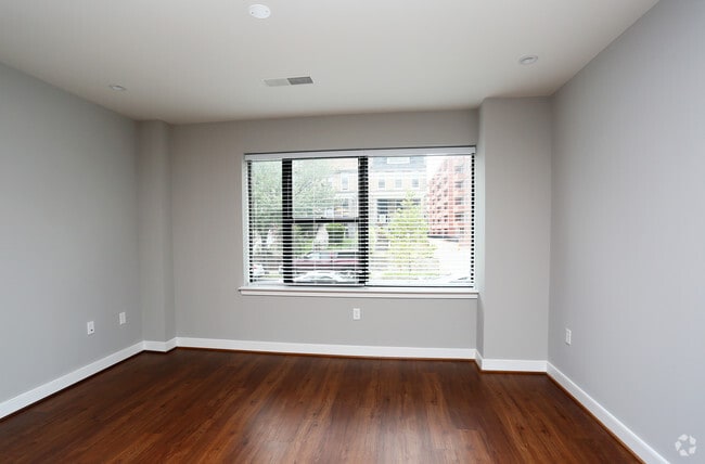 1BR,1BA With Den - 715 SF - The Aria Unit 505