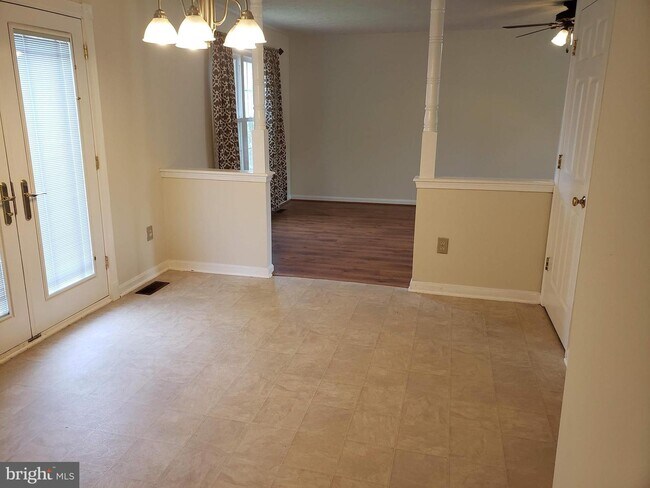 Photo - 7620 Regency Glen Dr