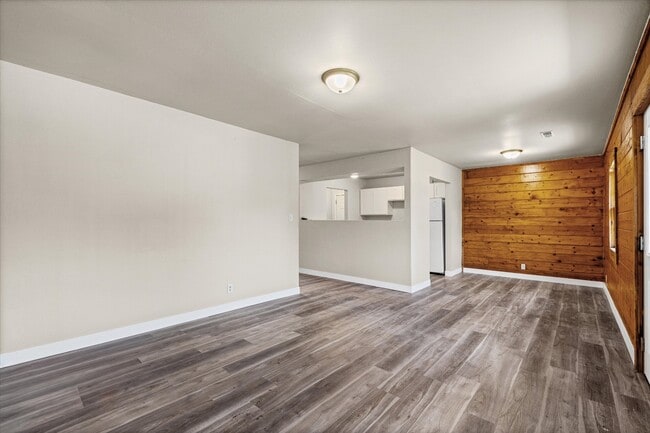 Photo - 238 Maple St