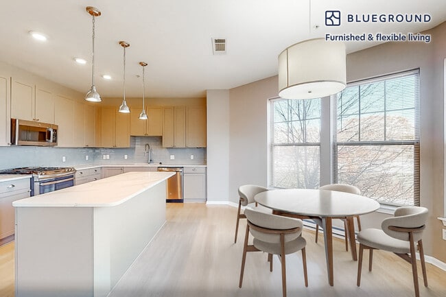 Photo - 160 Boylston St Unit FL2-ID5667A