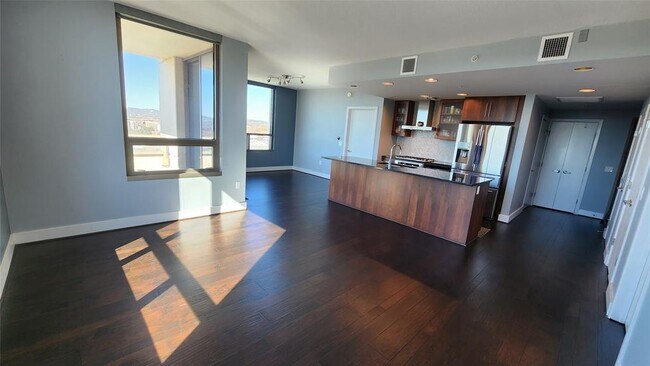 Photo - 300 Bowie St Unit 1305