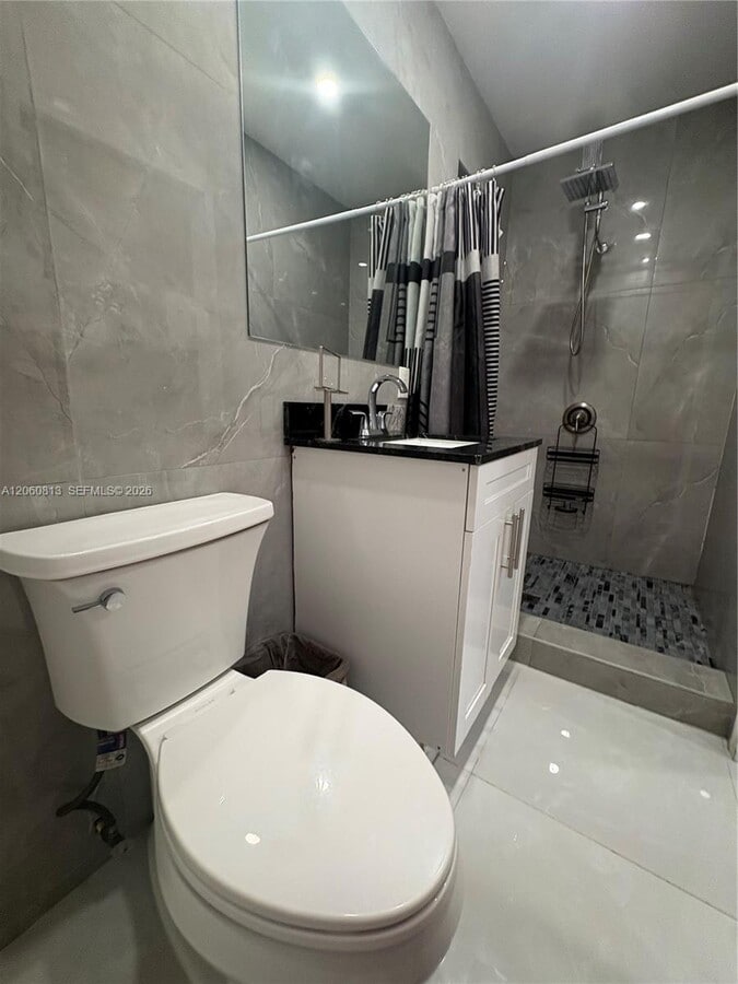 Photo - 2400 Casablanca Dr Unit A