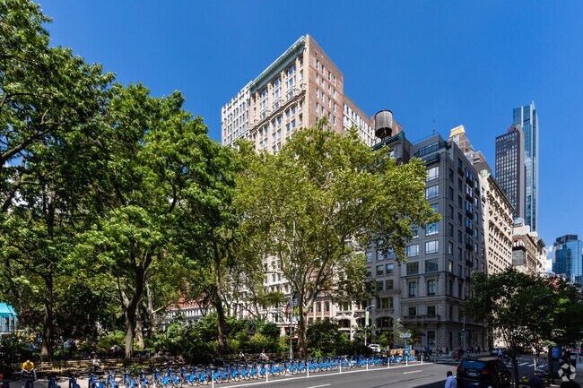 15 E 26th St - 15 E 26th St