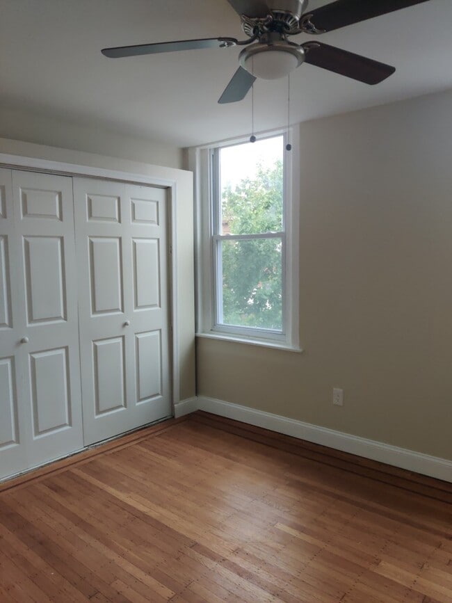 Photo - 2429 N 32nd St