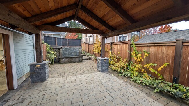 Photo - Valley St Duplex Unit B