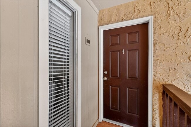 Photo - 1810 NW 23rd Blvd Unidad 201