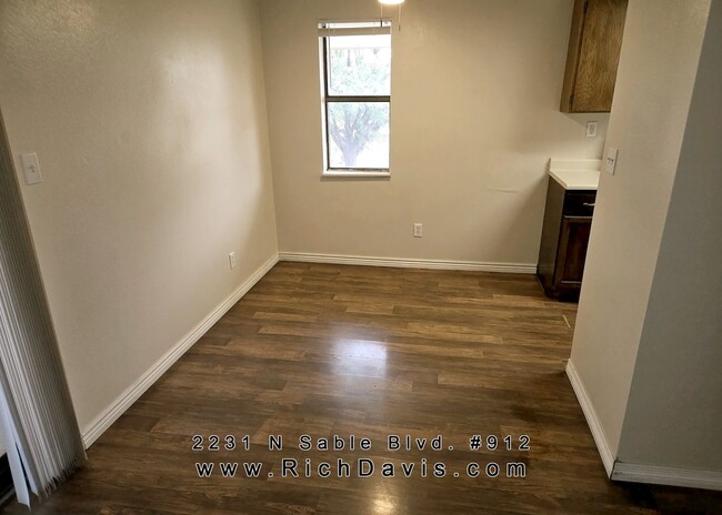Photo - Large 1 bed with washer and dryer hookup Unidad 912