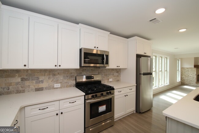 Photo - 512 Springdale Dr