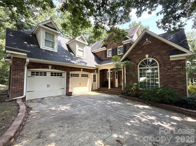 Photo - 2649 Willowbrook Dr
