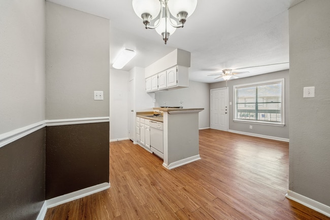 Photo - Pearland Village