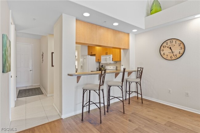 Building Photo - 1109 Van Loon Commons Cir Unit 303