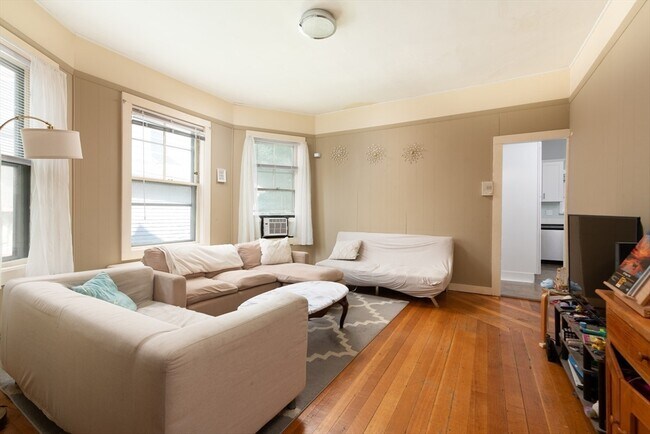 Photo - 31 Kent Square Unit 1