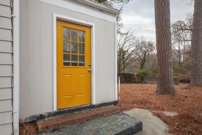 Photo - Spacious 3bd/2ba w/ Large Backyard & Close to ATL Beltline!
