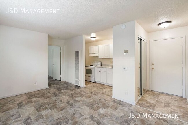 Gorgeous New Remodeled Apartment in North ... - Gorgeous New Remodeled Apartment in North ... Unit 7