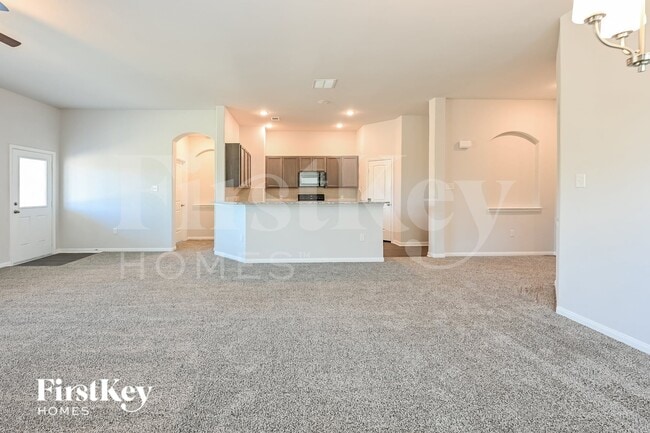 Photo - 14785 Country Club Dr