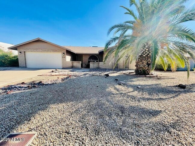 Building Photo - 5141 E Blanche Dr