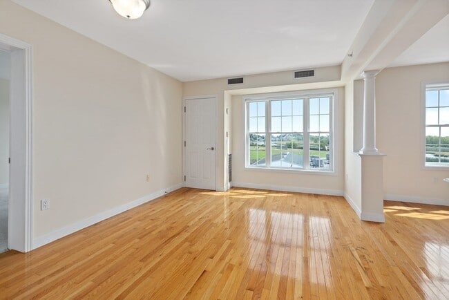 Photo - 145 Bennington St Unit 314