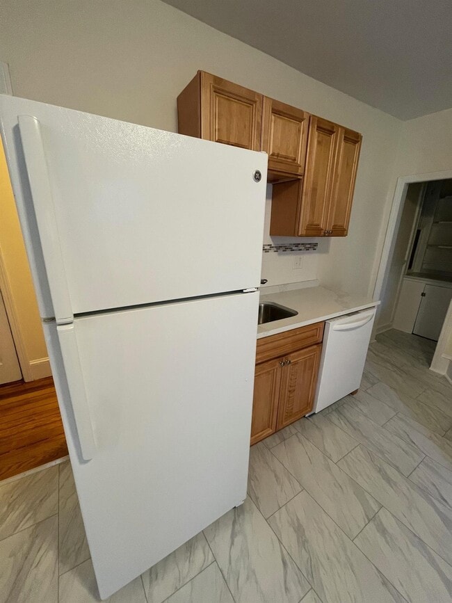 Photo - 40 Linden Ave Unit 1