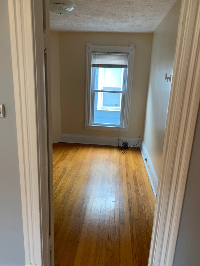 113 Avery Ave Unit #2