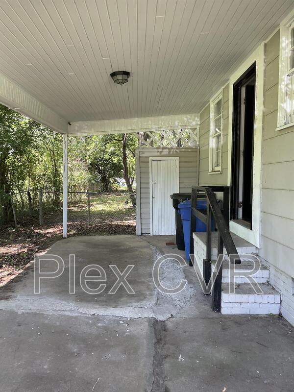 Photo - 2231 Cornell Ave
