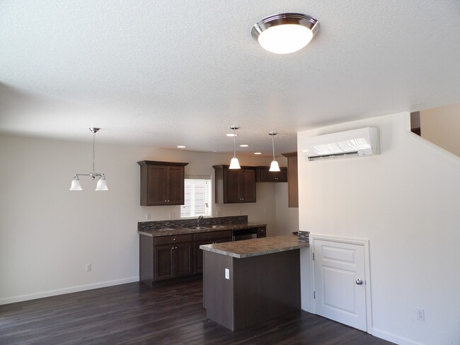 Photo - Beautiful Home! Close to Downtown Hillsboro!