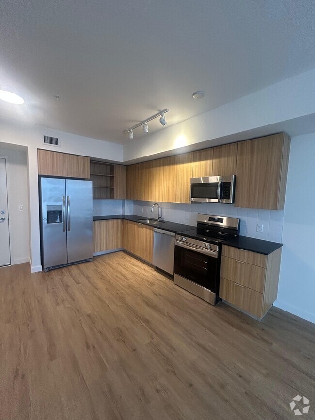 Building Photo - 853 E 27th St Unit A3 Rental