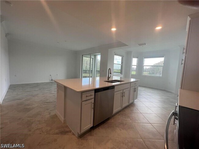 Photo - 6046 National Blvd Unit 432