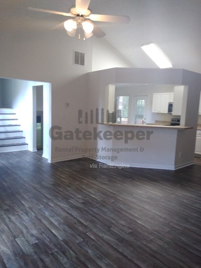 Photo - 688 River Mist Dr