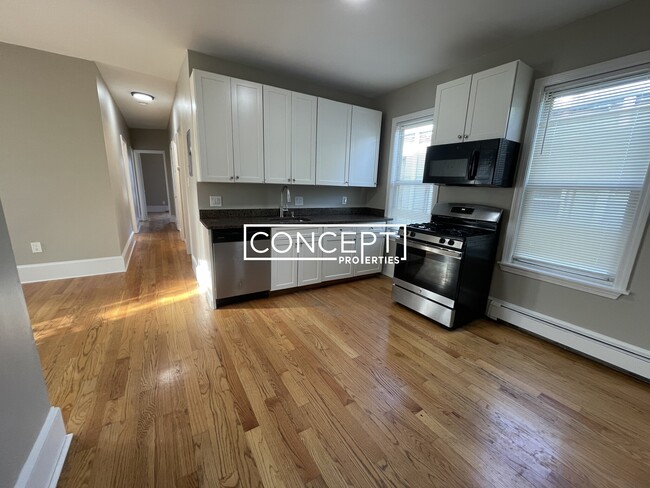 Building Photo - 16 Bird St Unit 3TS