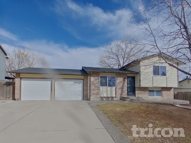 Building Photo - 6855 Cedar Edge Dr