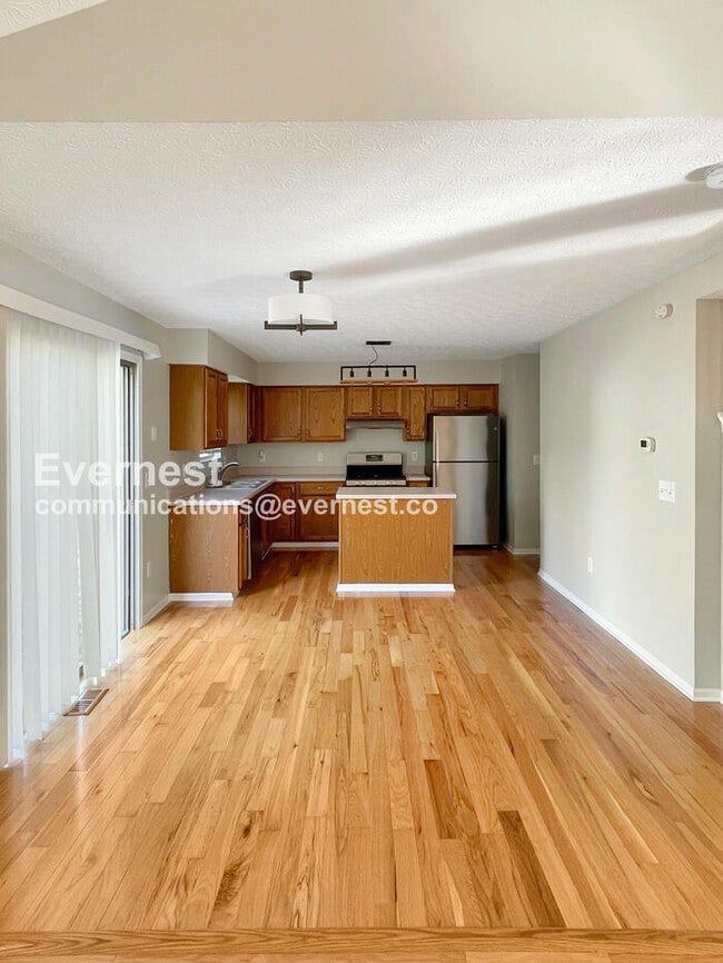 Photo - 2423 Rock Creek Ct